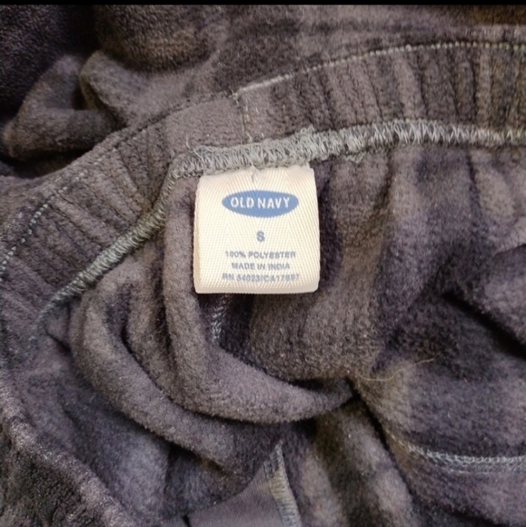 Old Navy Men's Fleece Pants - Picture 2 of 2